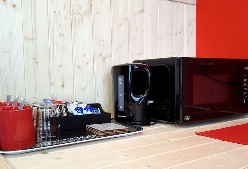 Fotos del hotel Robin 7 Lodge City Centre:  20