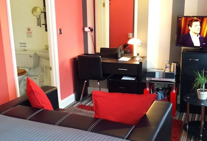 Fotos del hotel Robin 7 Lodge City Centre:  32