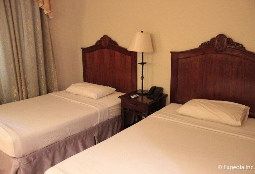 هتل Salcedo De Vigan