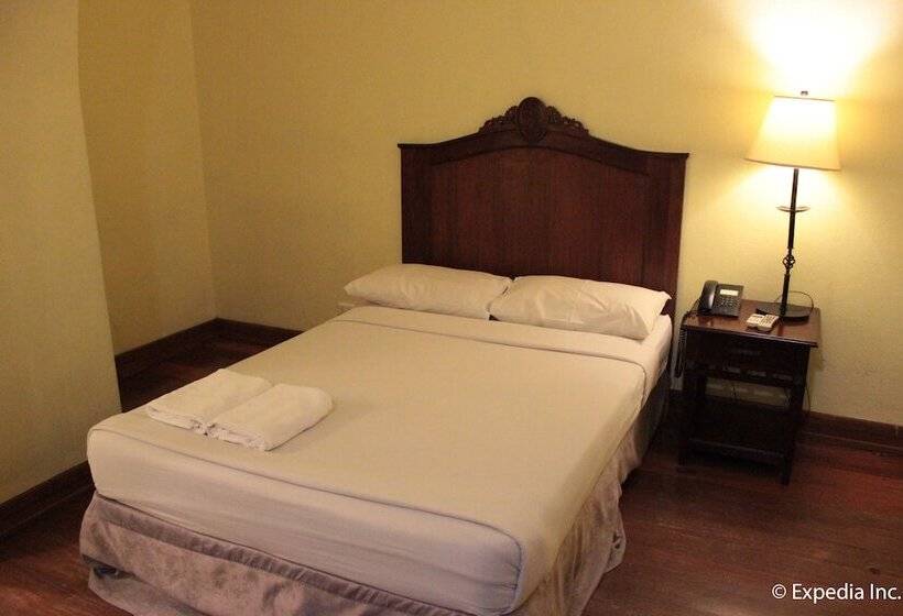هتل Salcedo De Vigan