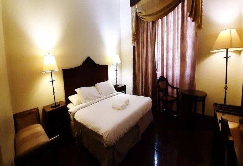 هتل Salcedo De Vigan