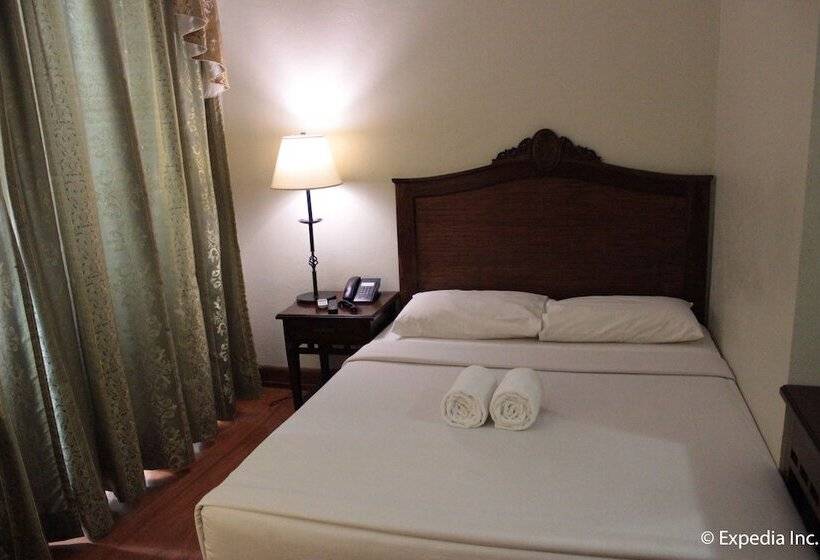 هتل Salcedo De Vigan