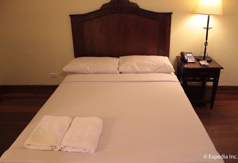 هتل Salcedo De Vigan