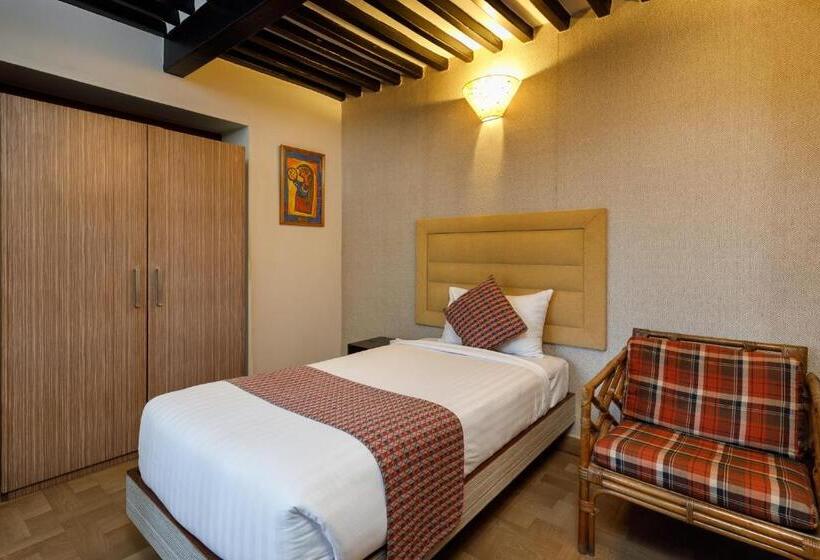 Shaligram Hotel & Spa
