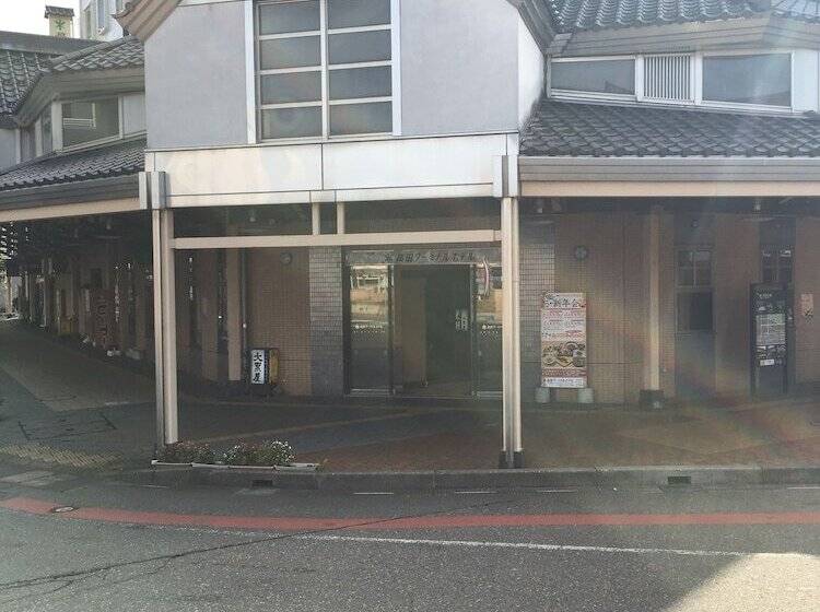 Hotel Takada Terminal