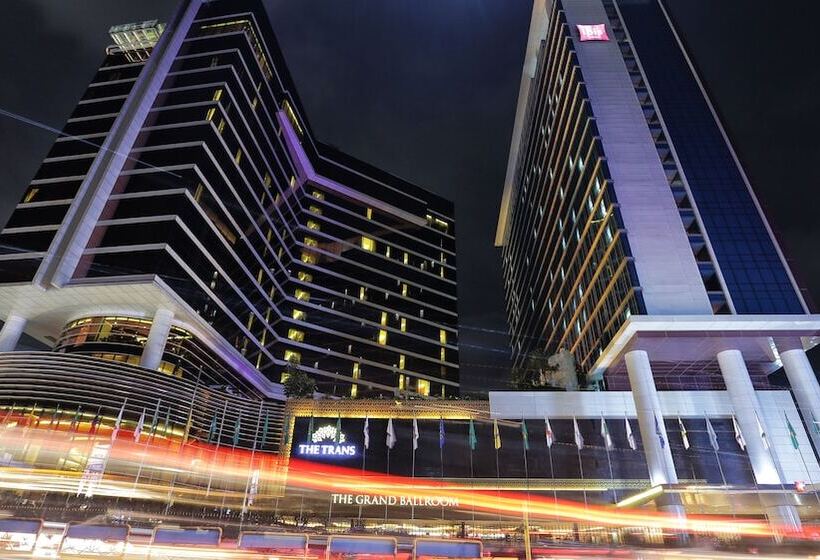 Fotos del hotel The Trans Luxury Hotel Bandung:  2