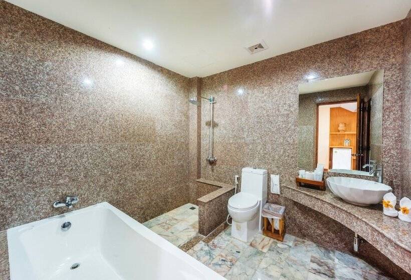 호텔 The Windmill Phuket