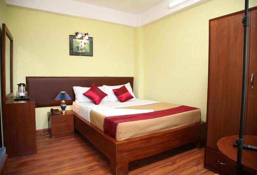 New Hotel Panda