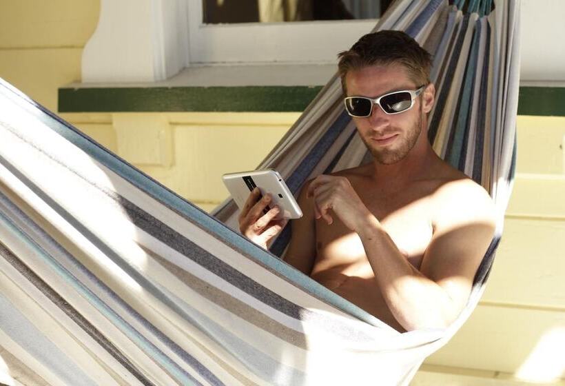 Paradiso Backpacker Hostel