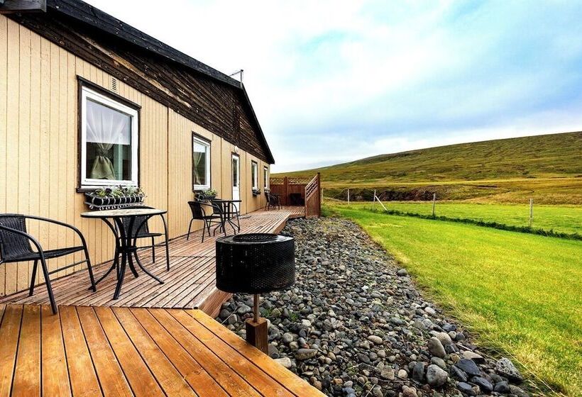 פנסיון Síreksstaðir