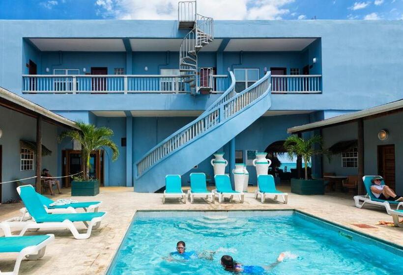 منتجع Parrot Cove Lodge
