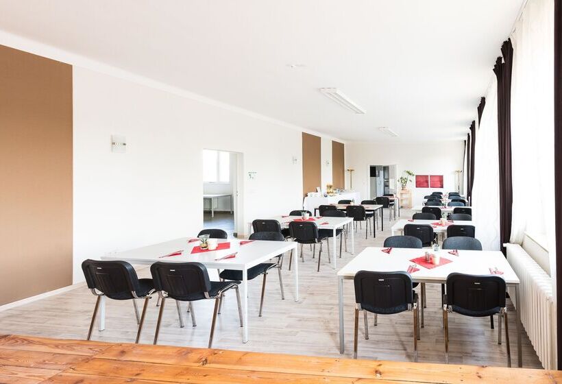 Spreewaldschule @swarmhotels