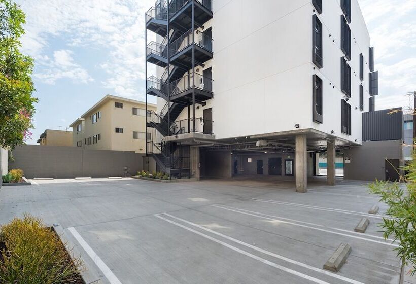 هتل The Metric  Los Angeles Downtown