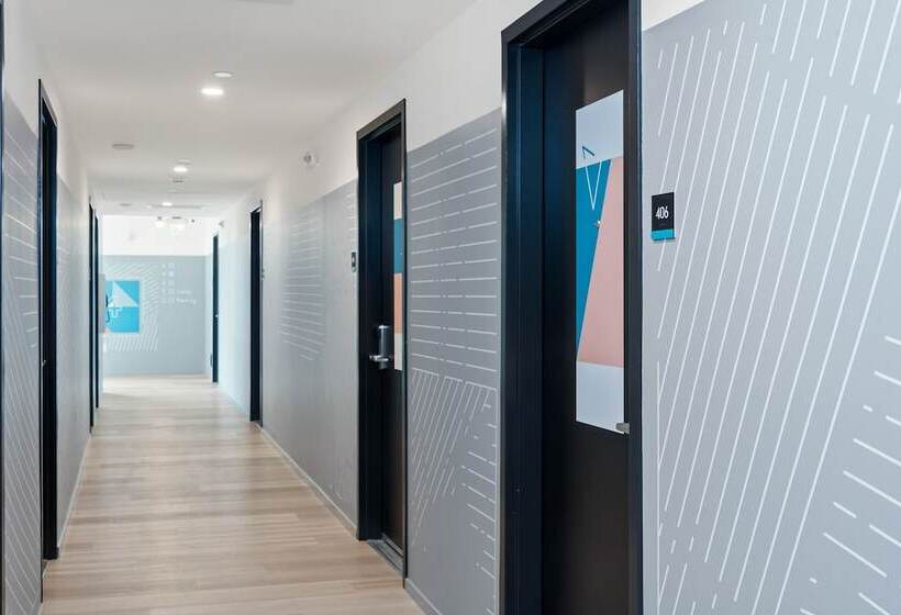 هتل The Metric  Los Angeles Downtown