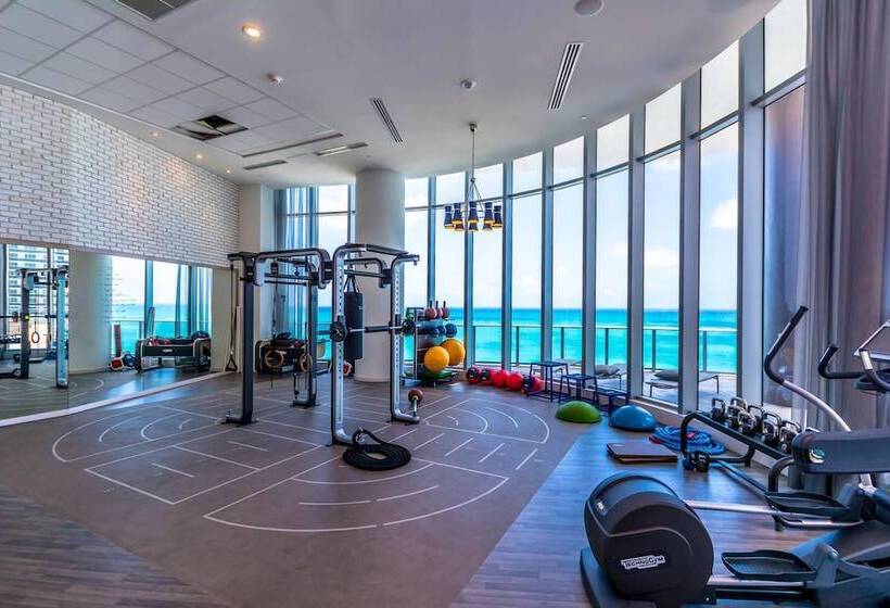 Upscale Comfort And Breathtaking Views At H Hollywood Residences By Zelloo
