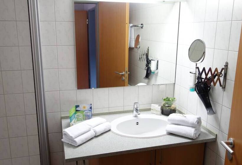 هتل Plaza Inn Braunschweig City Nord