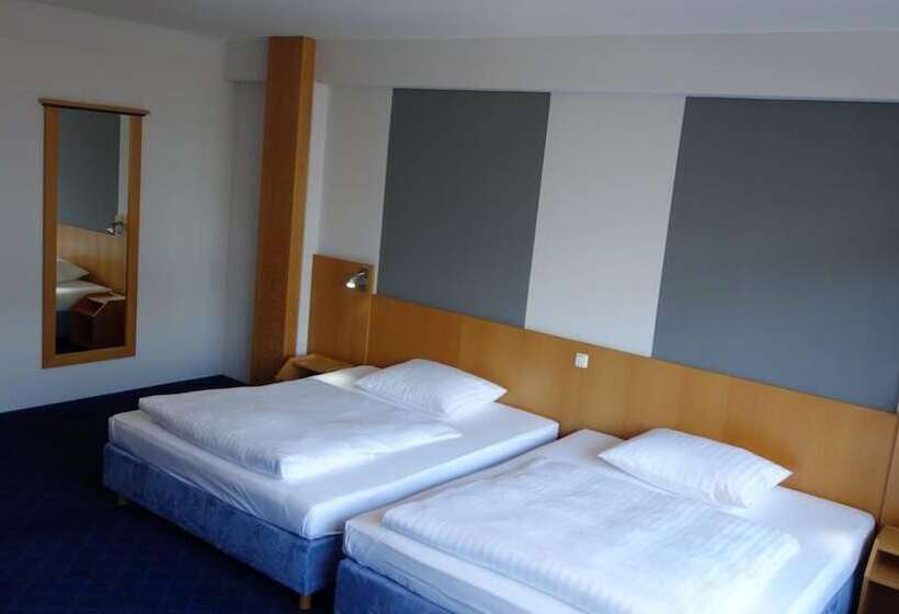 هتل Plaza Inn Braunschweig City Nord