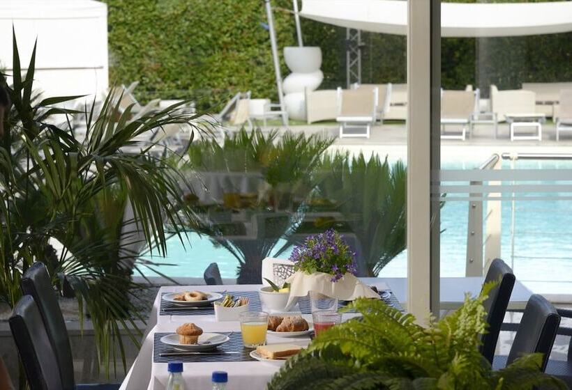 La Villa Resort