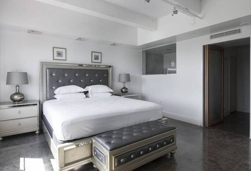 Luxury Prime 2br Condo On Ocean Drive