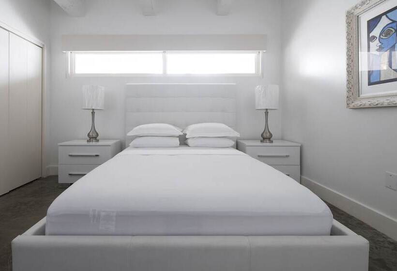 Luxury Prime 2br Condo On Ocean Drive