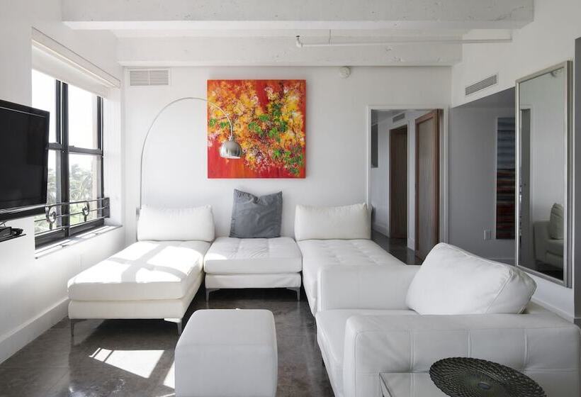 Luxury Prime 2br Condo On Ocean Drive
