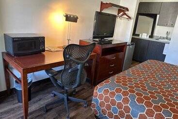 مُتل Desert Sands Inn & Suites