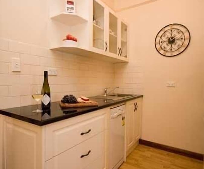تختخواب و صبحانه Brice Hill Country Lodge