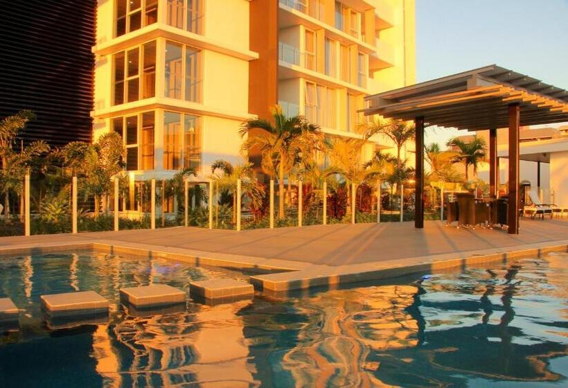 Empire Apartment Hotel Rockhampton