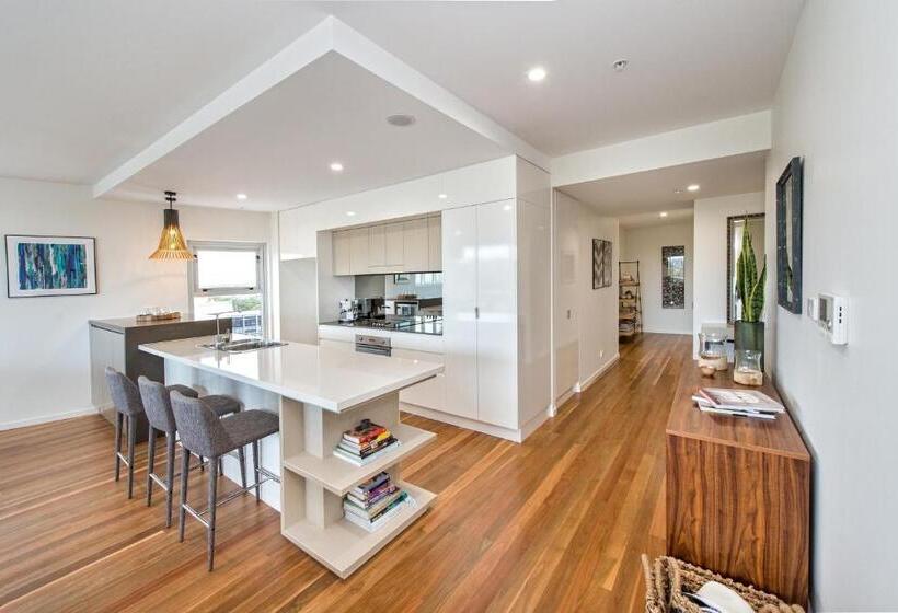 Empire Apartment Hotel Rockhampton