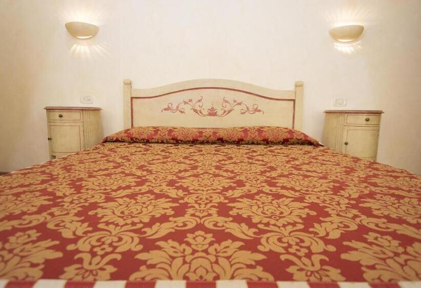 Отель Adda