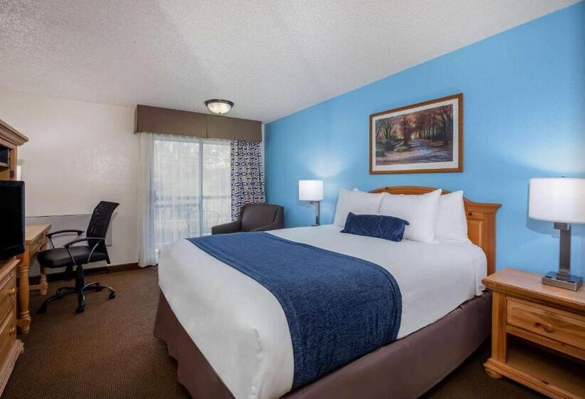 هتل Baymont By Wyndham Yakima Riverfront