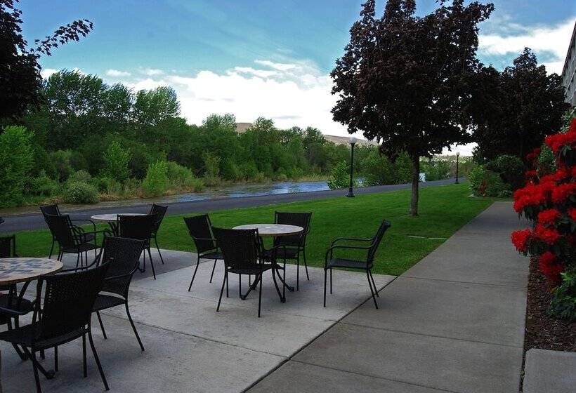 فندق Baymont By Wyndham Yakima Riverfront