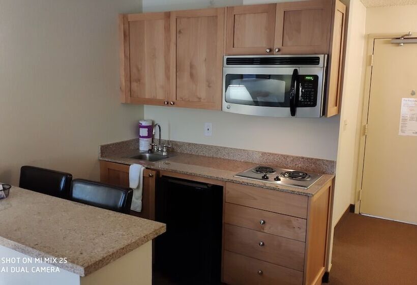 فندق Baymont By Wyndham Yakima Riverfront