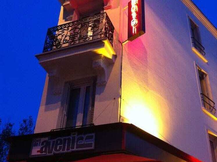 هتل Café Hôtel De L Avenir