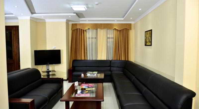 فندق Diyora