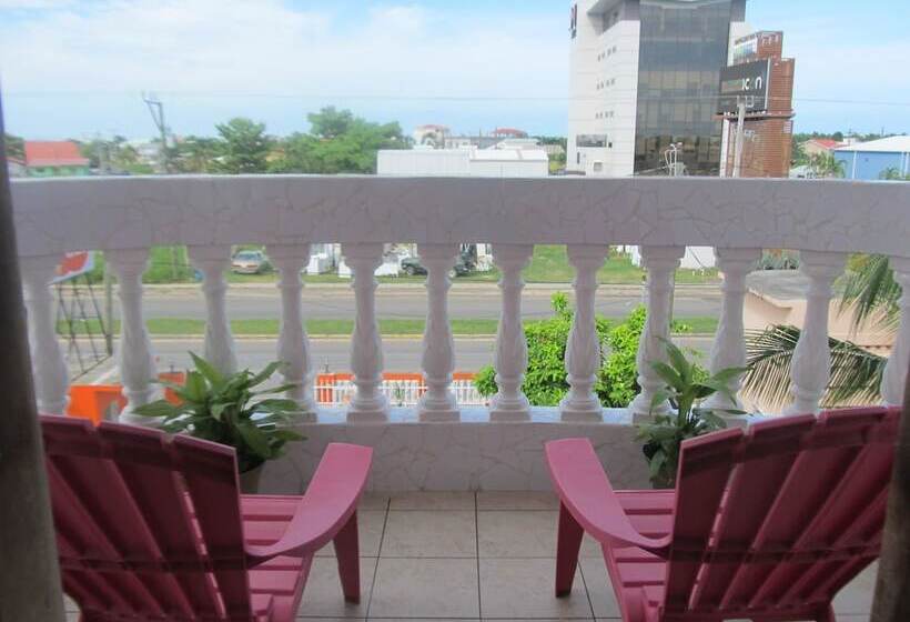 هتل Easy Inn