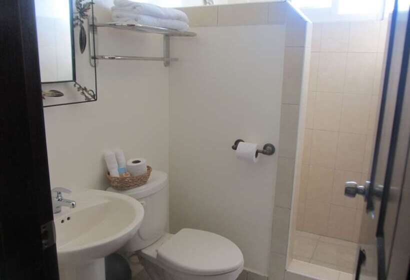 هتل Easy Inn