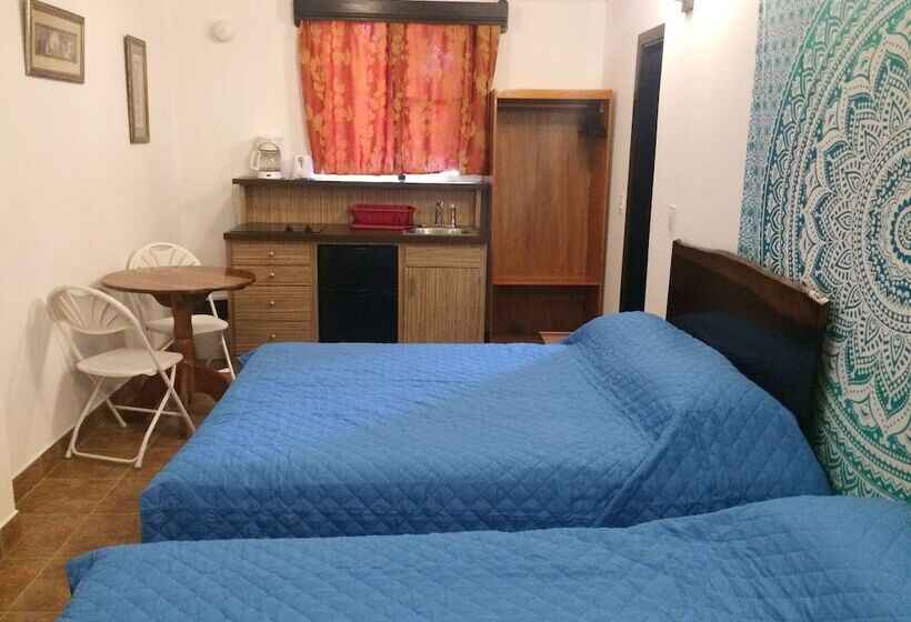 هتل Easy Inn