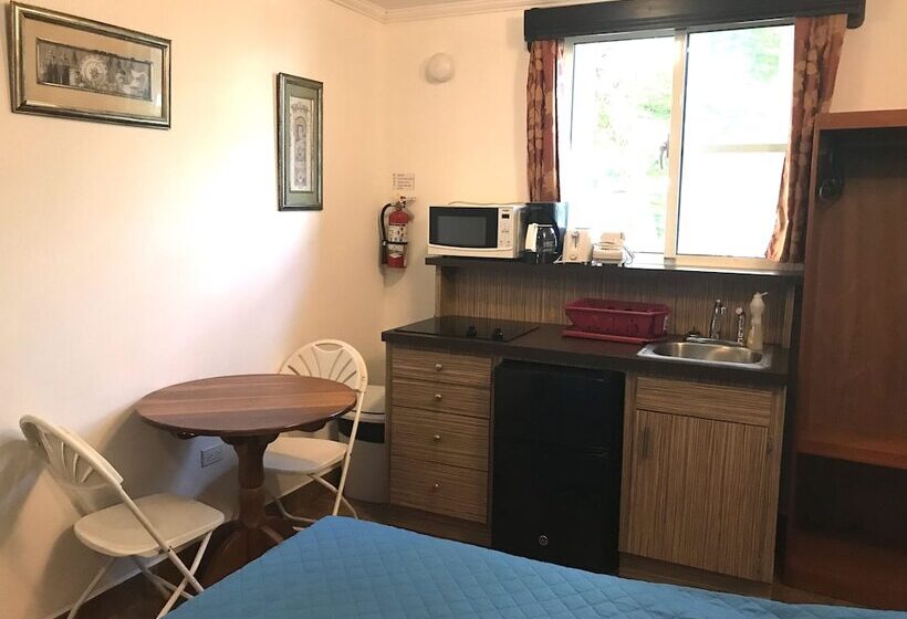 هتل Easy Inn