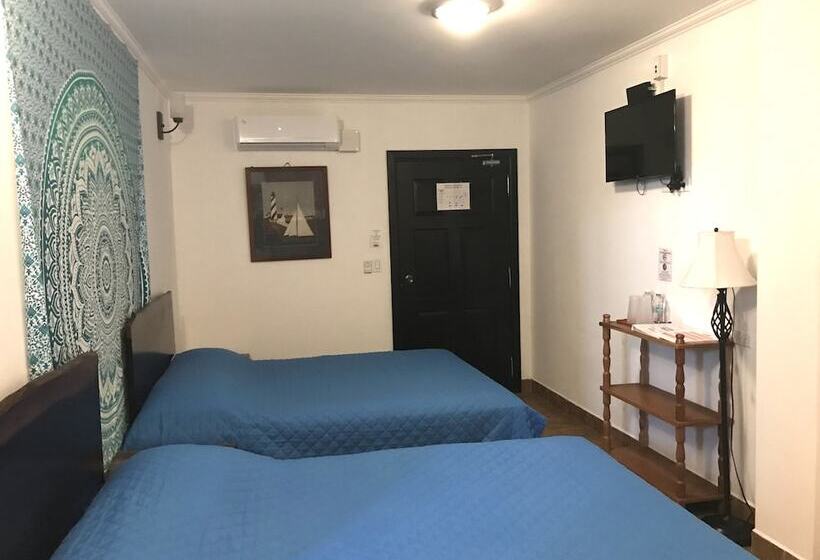 هتل Easy Inn