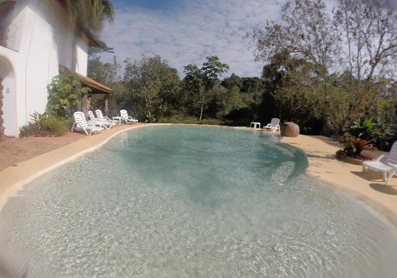 هتل El Pueblito Iguazu