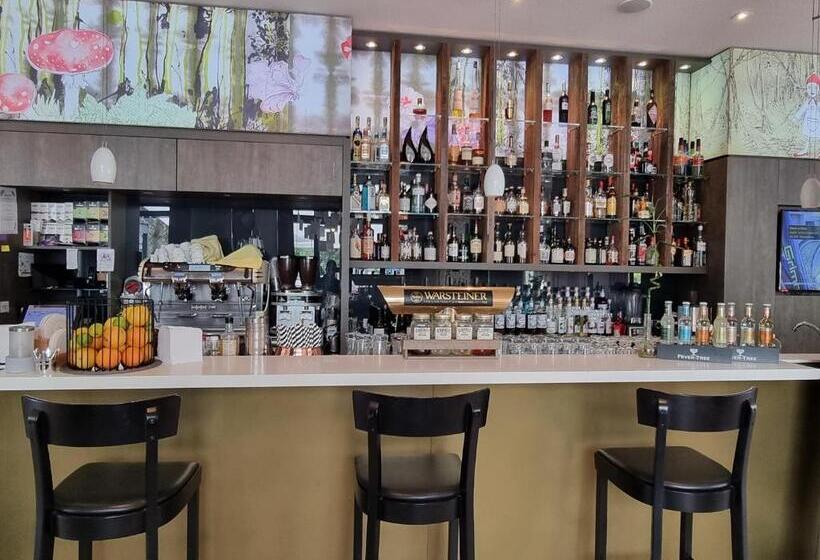 Fotos del hotel Grimm S Potsdamer Platz:  6