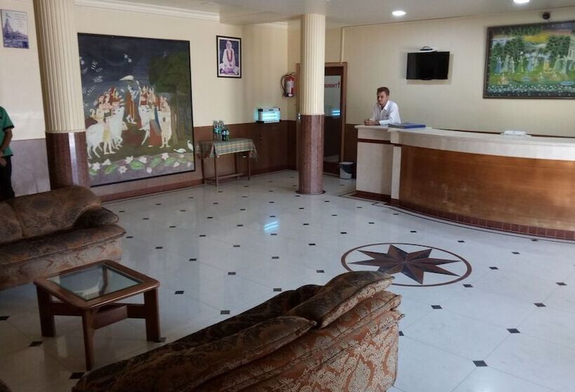 فندق Guruprerna Beacon Resort Dwarka