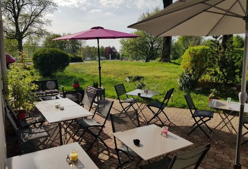 هتل Inn Design Resto Novo Langres