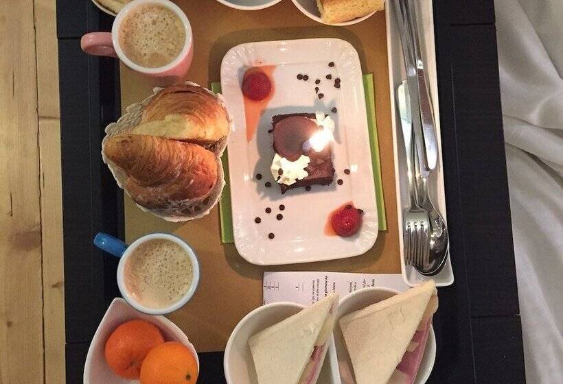 Fotos del hotel Irooms Jacuzzi Suites:  46