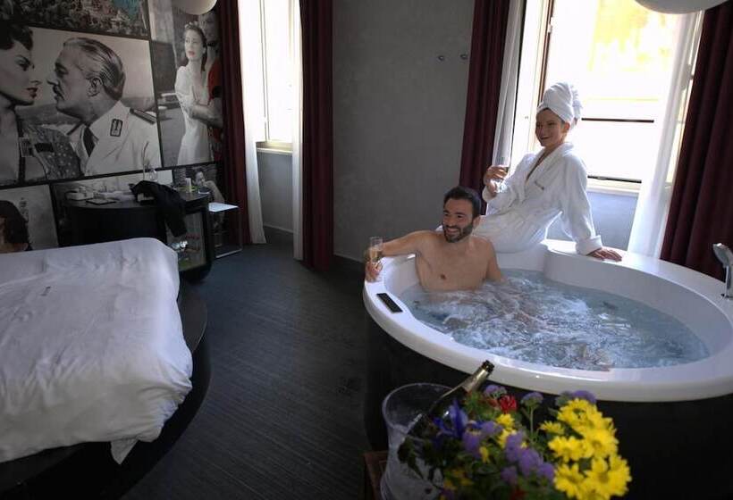 Fotos del hotel Irooms Jacuzzi Suites:  41