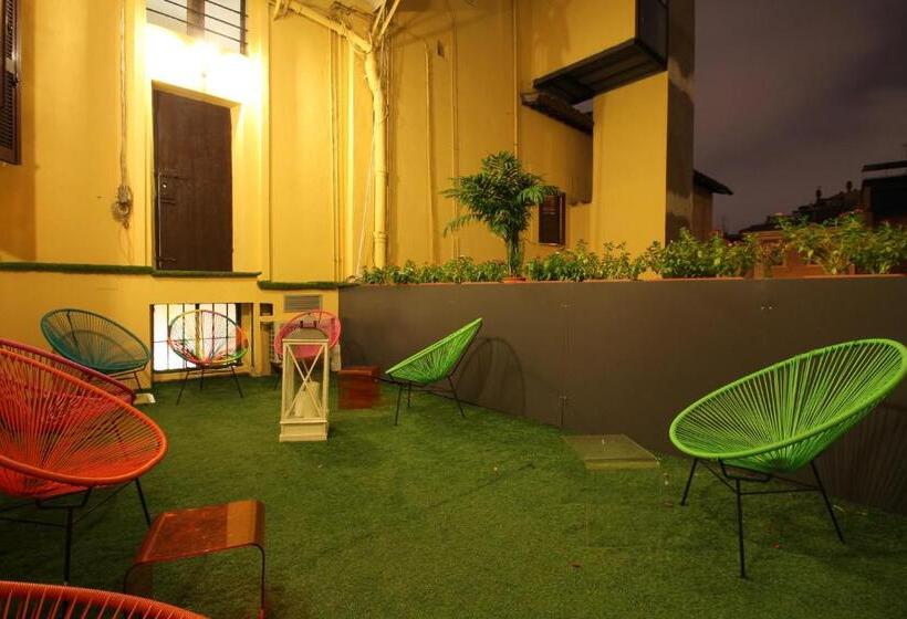 Fotos del hotel Irooms Jacuzzi Suites:  17