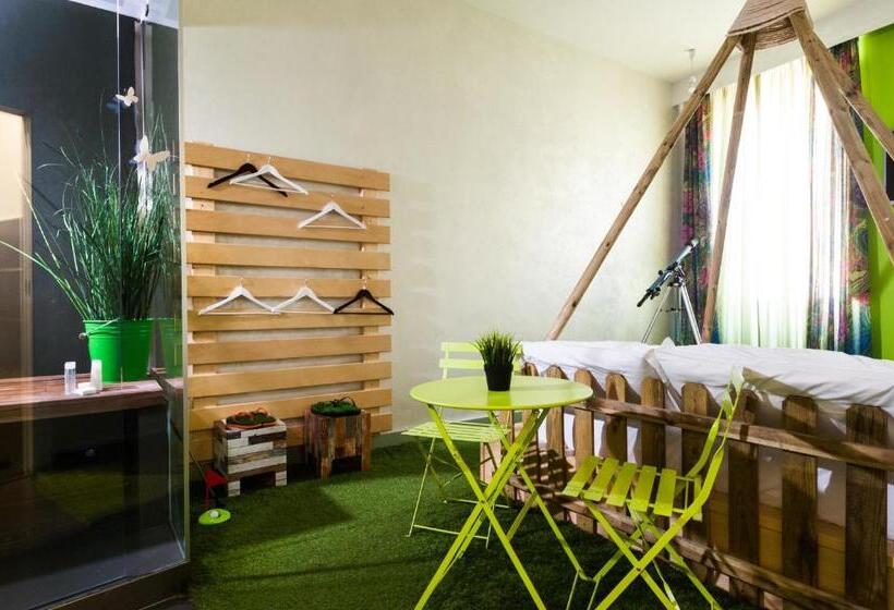 Fotos del hotel Irooms Jacuzzi Suites:  35