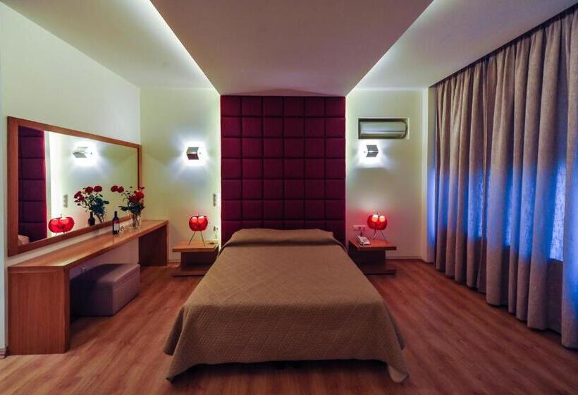 هتل Kleopatra Inn