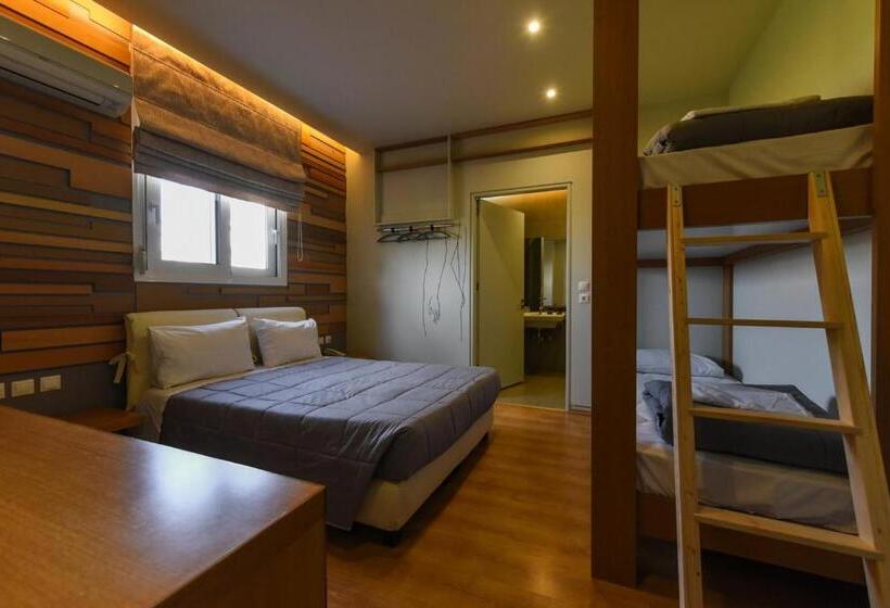 هتل Kleopatra Inn